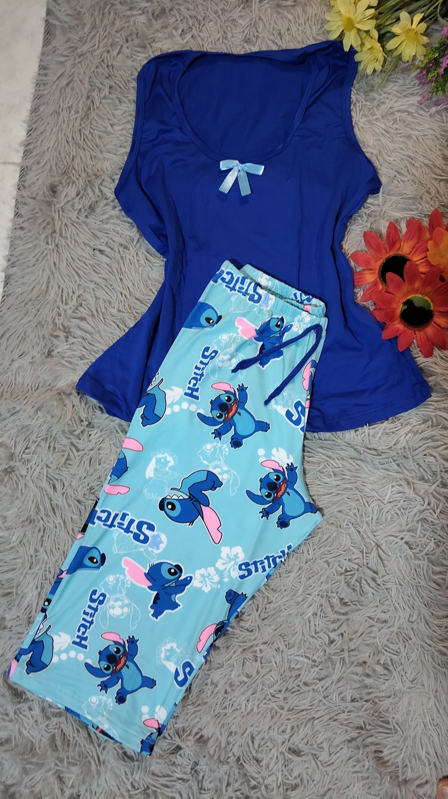 PIJAMA SOÑADORA– BLUSA EN ESQUELETO Y PANTALÓN CAPRI
