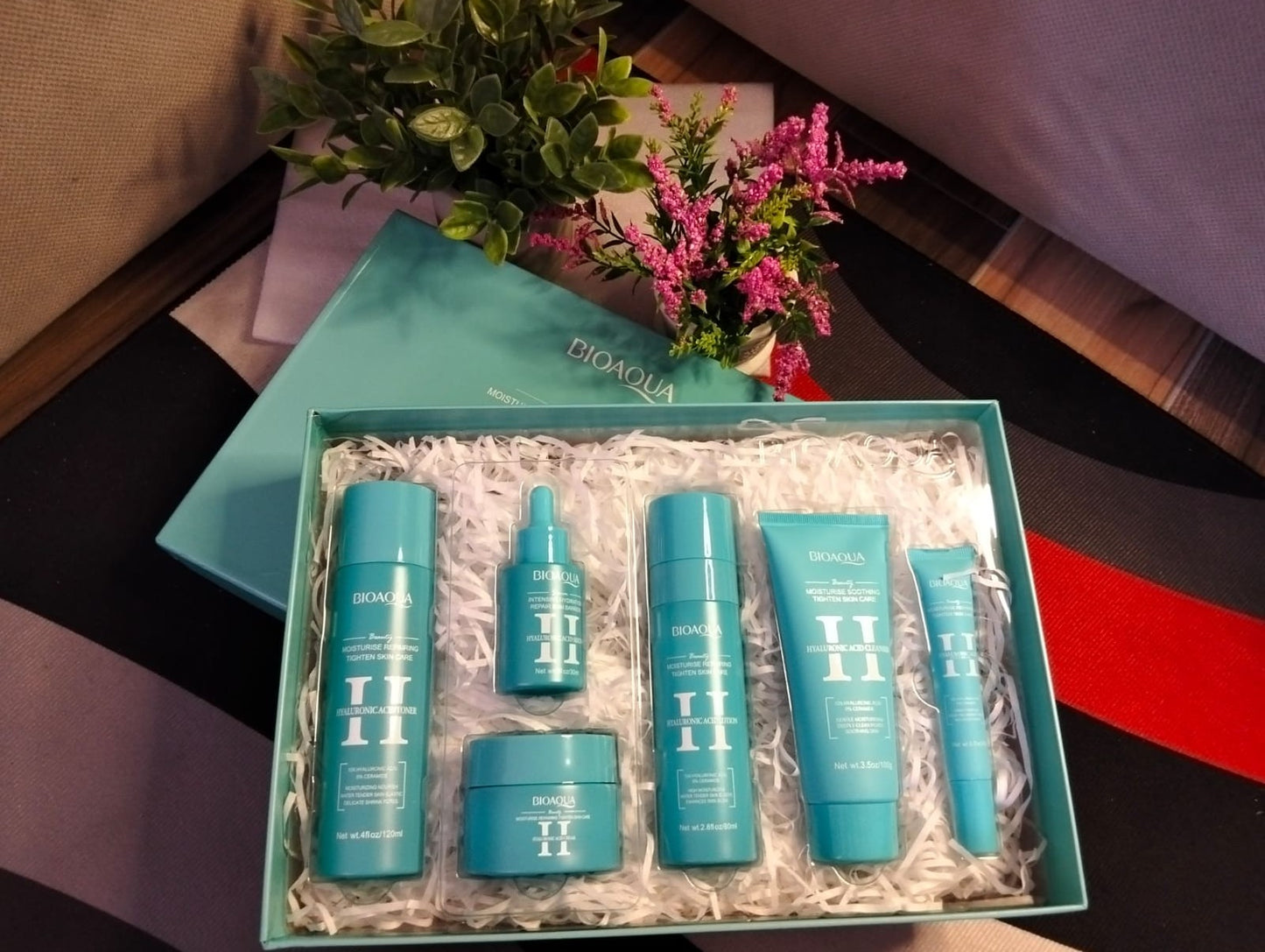 KIT DE LUJO DE ACIDO HIALURONICO – EL SECRETO CONTRA EL PASO DEL TIEMPO