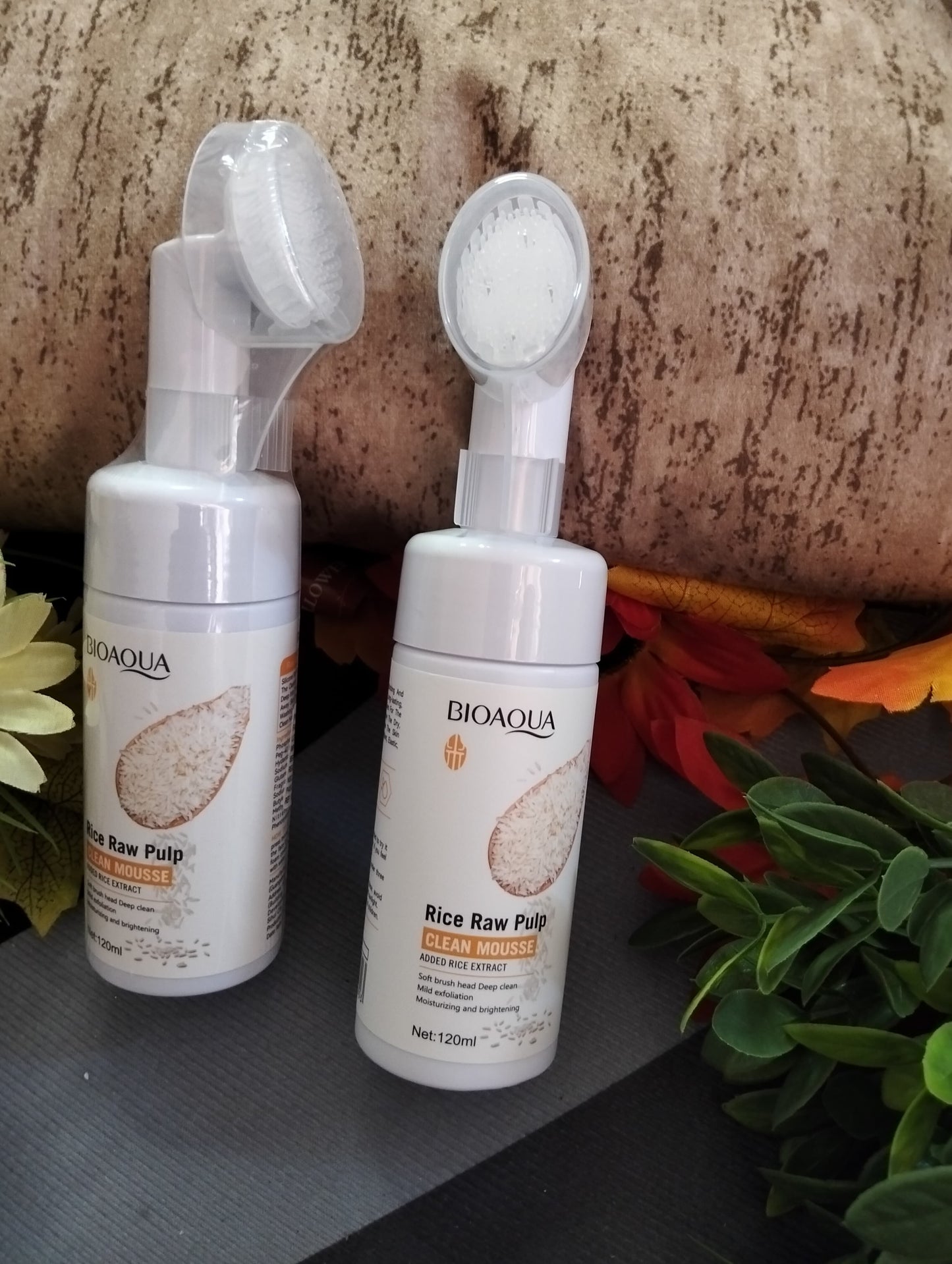 ESPUMA LIMPIADORA FACIAL BIOAQUA CON CEPILLO INTEGRADO