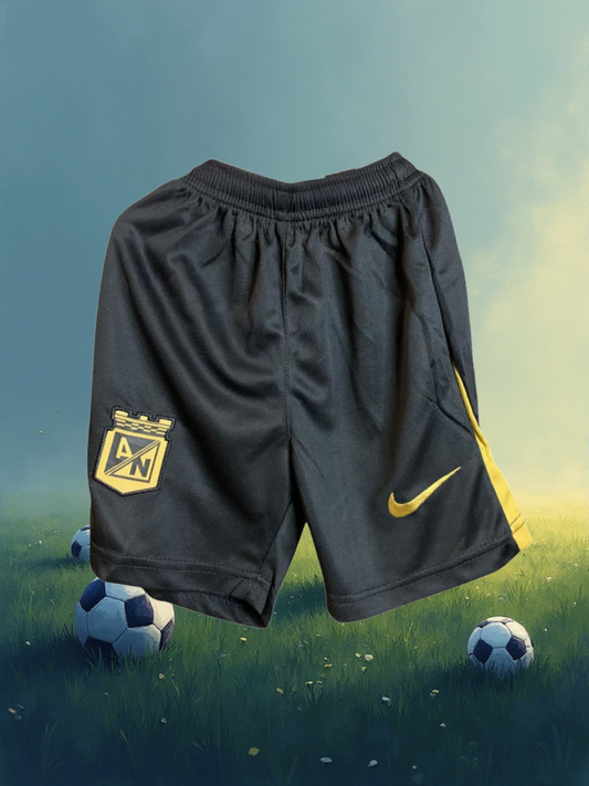 UNIFORME ATLÉTICO NACIONAL PARÁ NIÑO– ELEGANCIA NOCTURNA CON ORGULLO VERDOLAGA