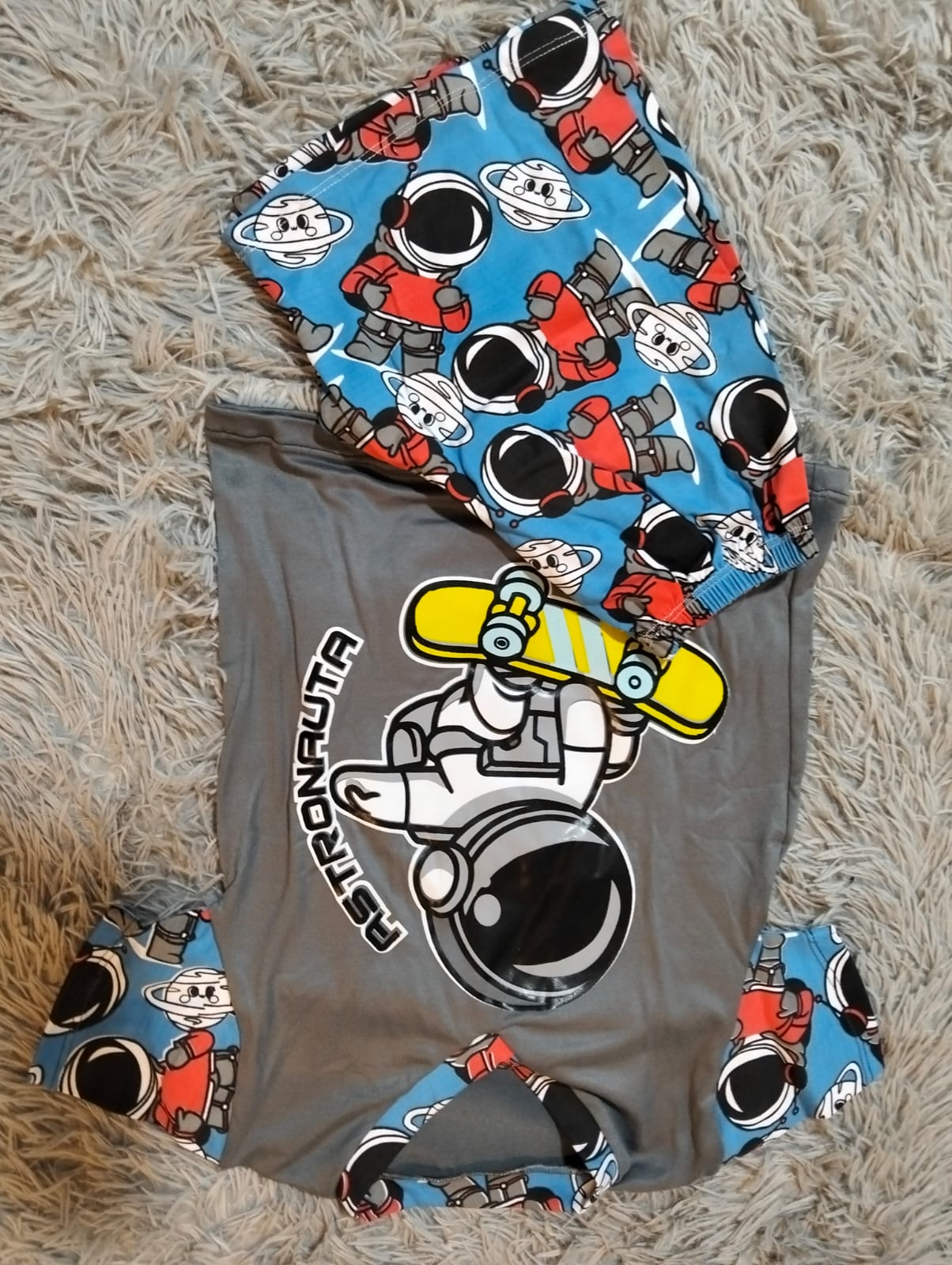 PIJAMA NIÑO/NIÑA – MANGA CORTA Y SHORT