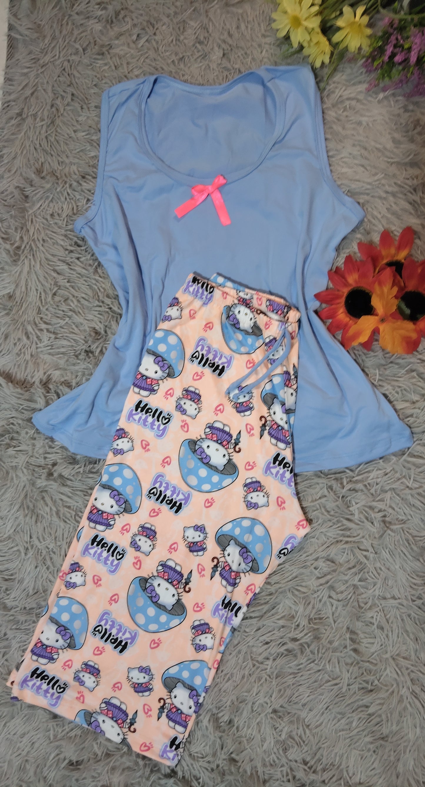 PIJAMA SOÑADORA– BLUSA EN ESQUELETO Y PANTALÓN CAPRI