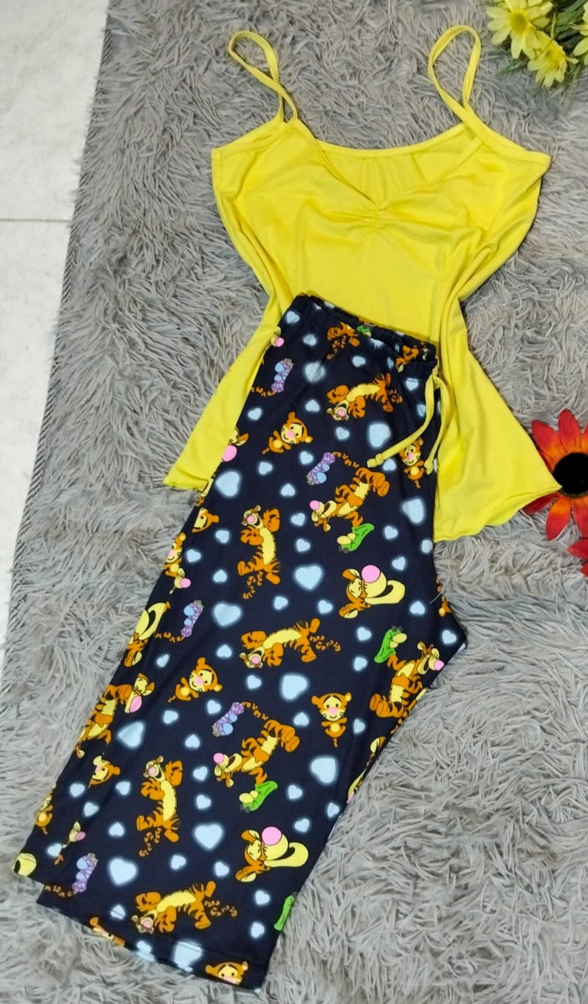PIJAMA IVANNA– CAPRI Y BLUSA DE TIRAS SÚPER CÓMODA