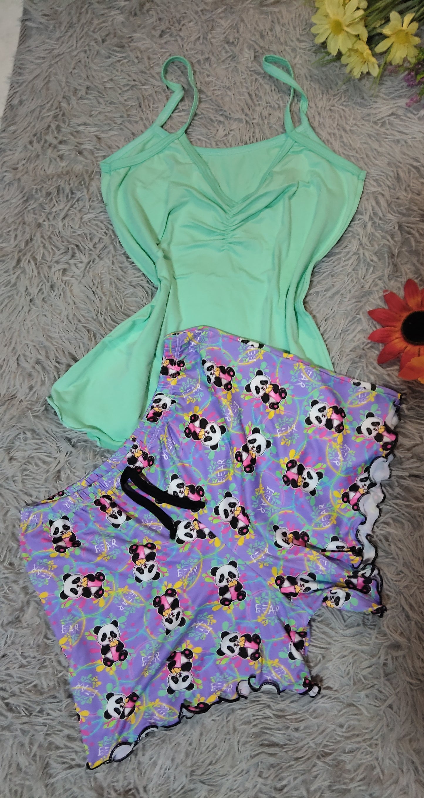 PIJAMA DAMA SENSUALIDAD – BLUSA DE TIRAS Y SHORT ESTAMPADO