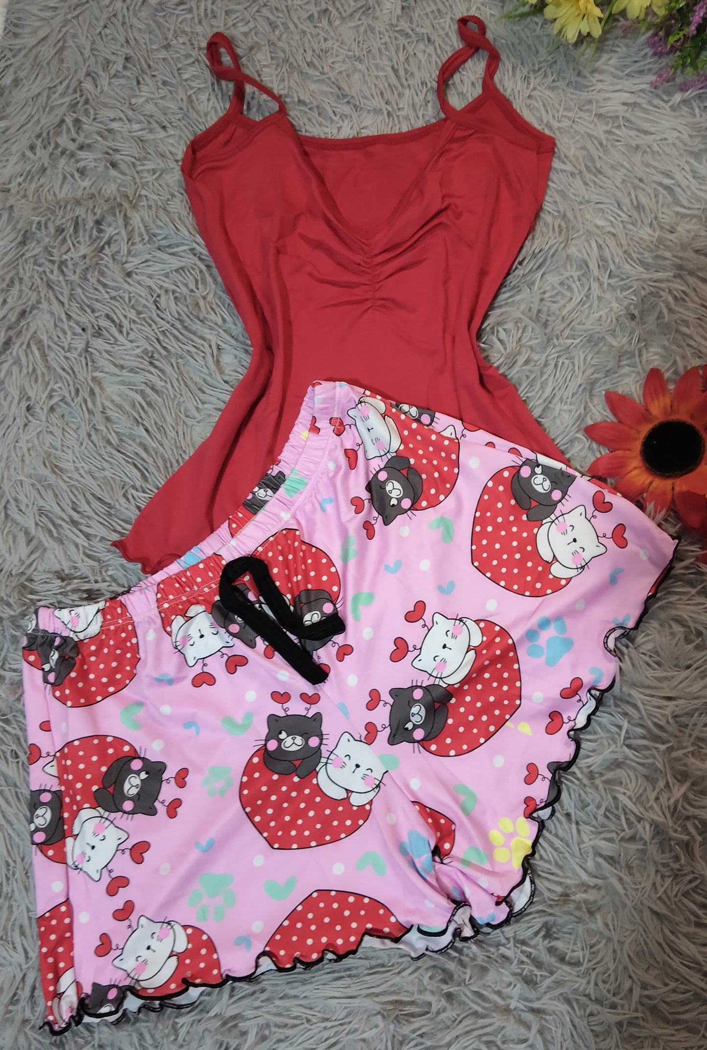 PIJAMA DAMA SENSUALIDAD – BLUSA DE TIRAS Y SHORT ESTAMPADO