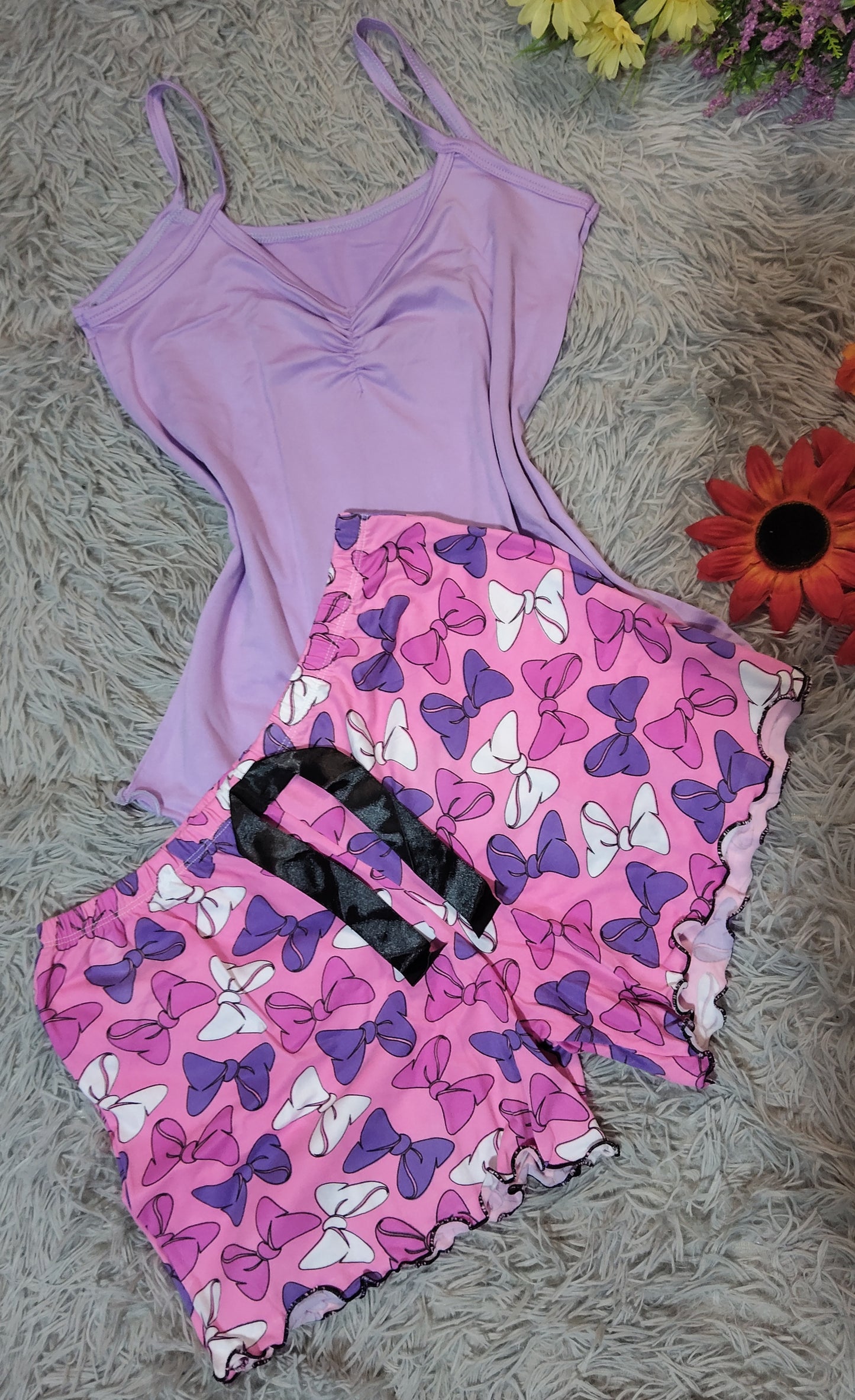 PIJAMA DAMA SENSUALIDAD – BLUSA DE TIRAS Y SHORT ESTAMPADO