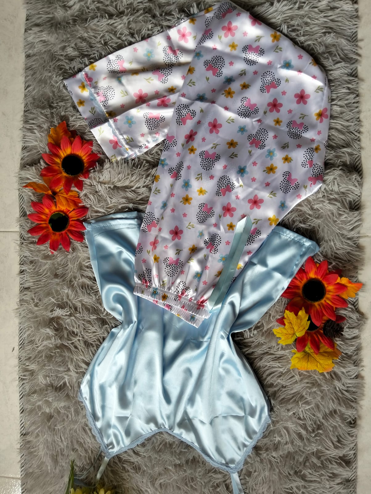 PIJAMA SATINADA DAMA – TOP CON ENCAJE Y PANTALÓN LARGO
