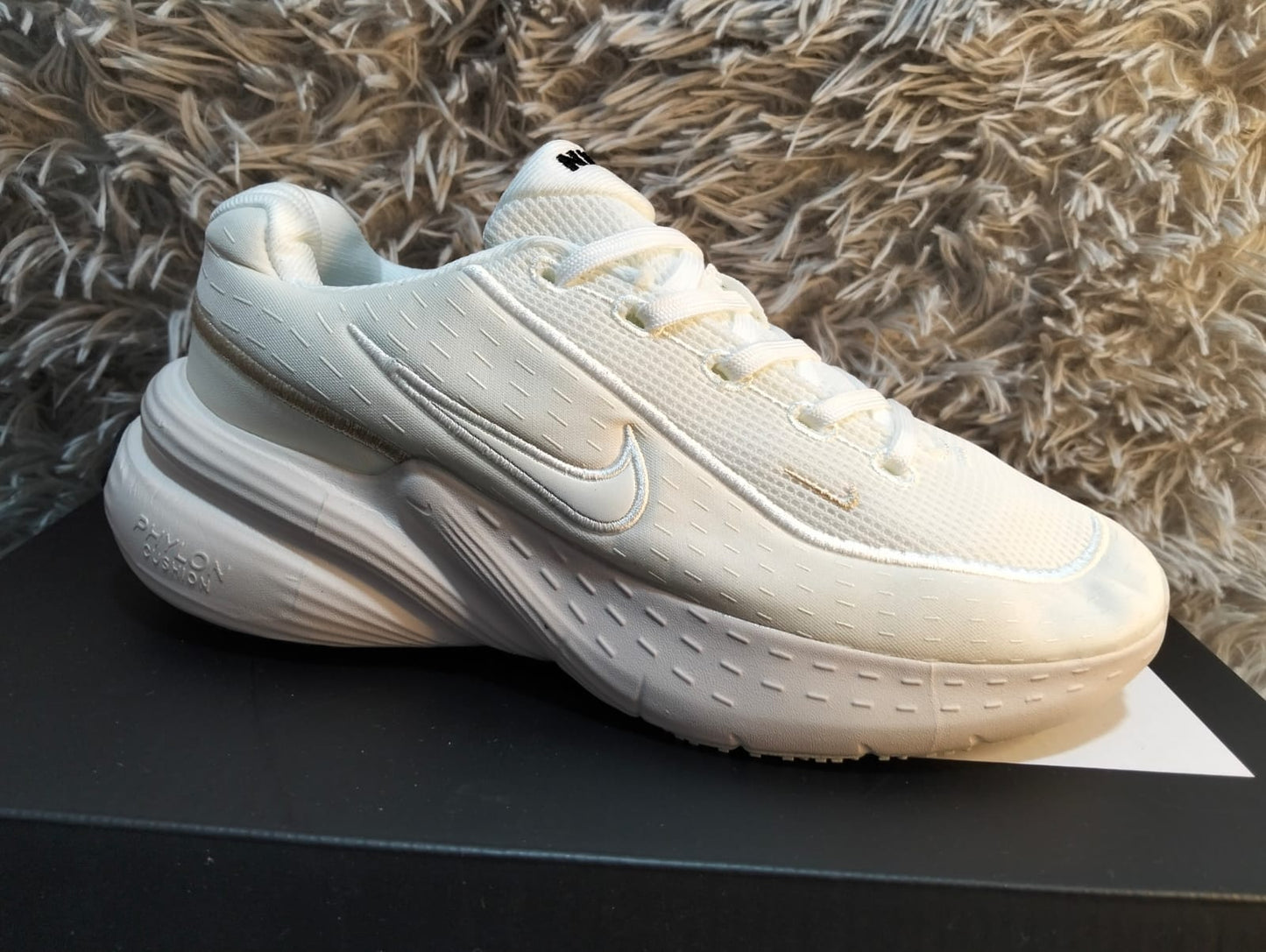 TENIS NIKE ZOOM DAMA – AMORTIGUACIÓN ALTA Y DISEÑO MODERNO