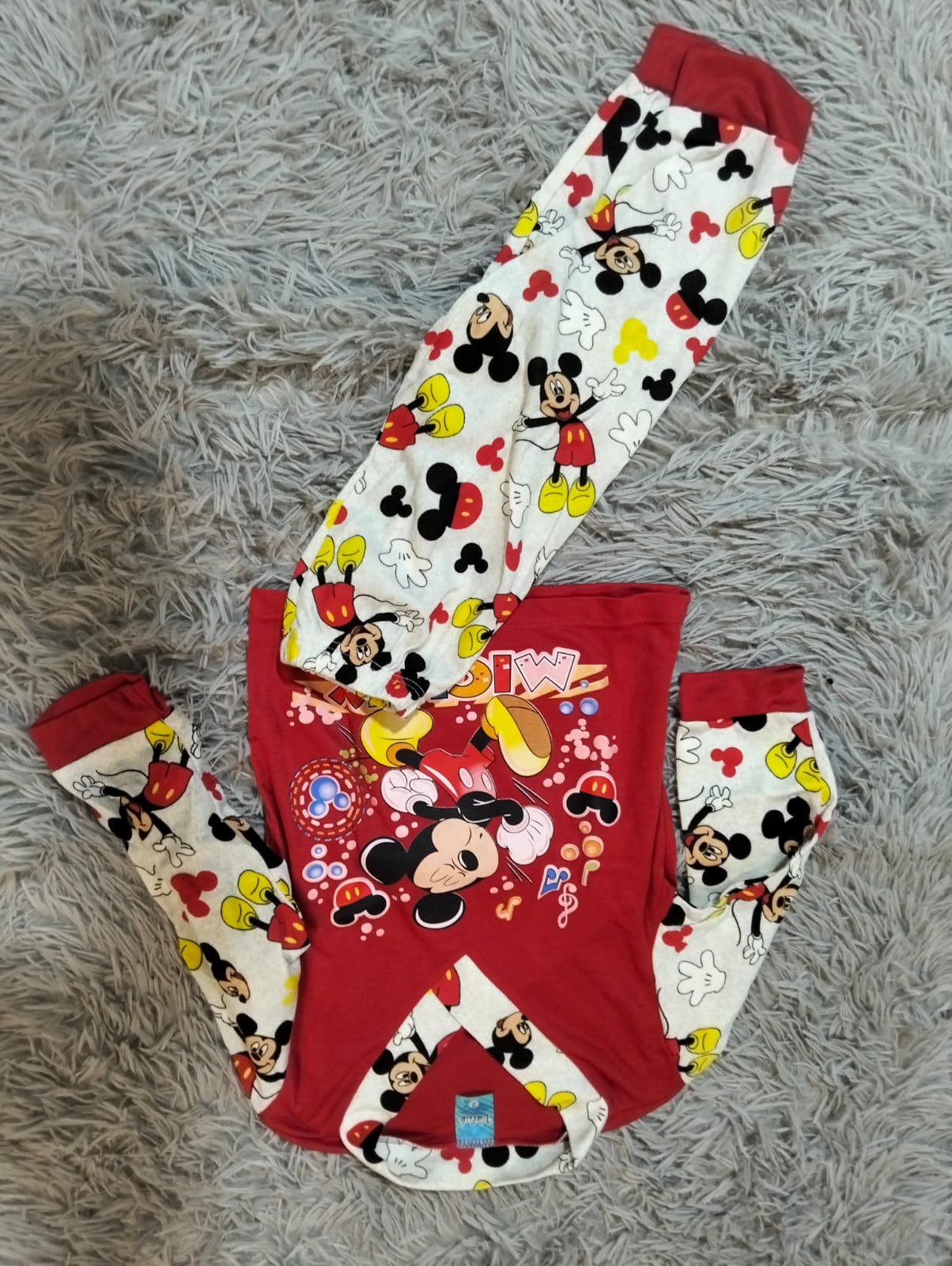 PIJAMA NIÑO/NIÑA MANGA LARGA Y PANTALON ESTAMPADA